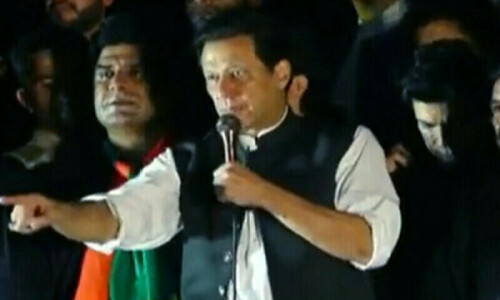 Contempt case: IHC issues show-cause notice to Imran, summons him on Aug 31