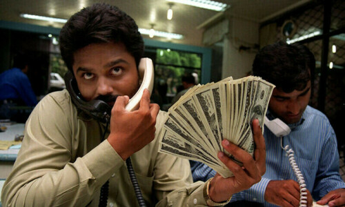 PKR falls by Rs1.26 in interbank market PKR falls by Rs1.26 in interbank market