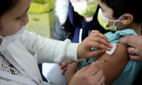 Sindh to begin administering Covid jabs to children aged 5 to 11 years from Sep 19 Sindh to begin administering Covid jabs to children aged 5 to 11 years from Sep 19