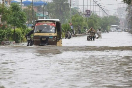 Urban flooding alert issued for Karachi, other Sindh cities