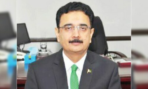 Quaid-i-Azam University vice chancellor escapes attack by daily-wage worker