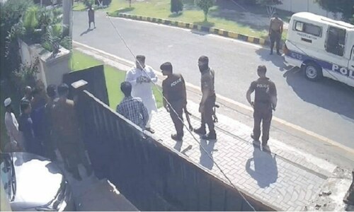 &lsquo;N&rsquo; lawmakers evade Punjab police action