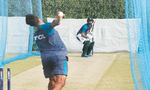 Indo-Pak matches help &lsquo;spread love and kindness&rsquo;, says coach Saqlain