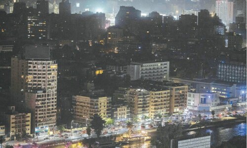 Egypt dims lights to boost foreign exchange reserves