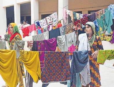 Over 50,000 arrive in Karachi from flooded areas, minister tells meeting Over 50,000 arrive in Karachi from flooded areas, minister tells meeting