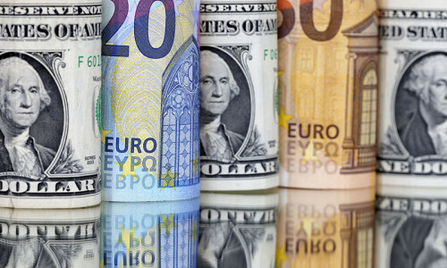 Euro hits 20-year low on Russian gas halt Euro hits 20-year low on Russian gas halt