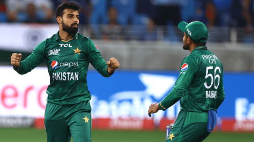 Shadab Khan and Babar Azam dedicate victory against India to Pakistanis affected by floods Shadab Khan and Babar Azam dedicate victory against India to Pakistanis affected by floods