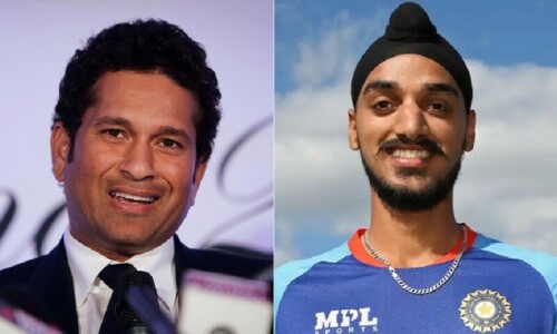 Tendulkar backs under fire cricketer Arshdeep for dropped catch in match against Pakistan Tendulkar backs under fire cricketer Arshdeep for dropped catch in match against Pakistan