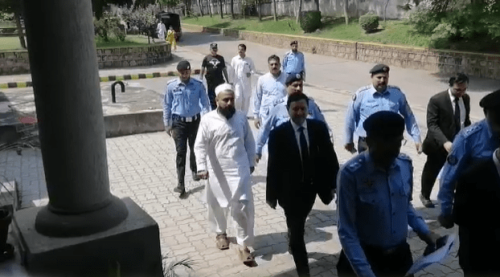 Police produce ‘missing’ person before court as IHC orders detailed probe into disappearances Police produce ‘missing’ person before court as IHC orders detailed probe into disappearances