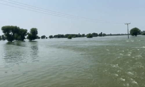 Water level begins to subside in parts of Sindh as nationwide death toll from floods nears 1,500