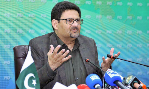 Miftah resigns as finance minister to pave way for Dar Miftah resigns as finance minister to pave way for Dar