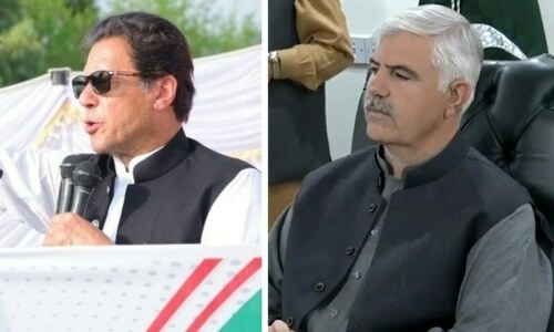 ECP puts Imran, Mahmood on notice for violating by-poll code ECP puts Imran, Mahmood on notice for violating by-poll code