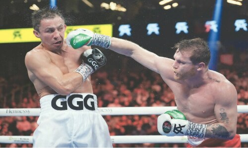 Alvarez beats Golovkin to retain undisputed super-middleweight crown Alvarez beats Golovkin to retain undisputed super-middleweight crown