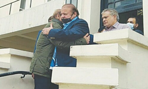 Editorial: After recent meeting in London, Sharifs' silence is exacerbating evaporation of faith in govt