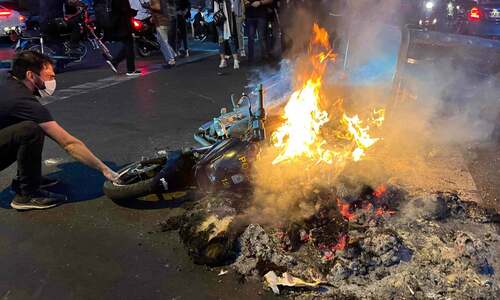 Students take to the streets in Iran after woman’s death in custody Students take to the streets in Iran after woman’s death in custody