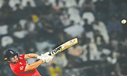 Salt sparkles as England blow away Pakistan to set up series-decider