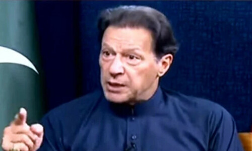 Imran ducks questions about meeting army chief Imran ducks questions about meeting army chief