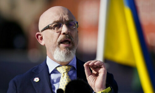 Ukraine calls on Russia troops to lay down arms Ukraine calls on Russia troops to lay down arms