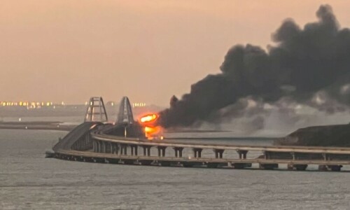 Russia says three killed in Crimea bridge blast, army leadership changed Russia says three killed in Crimea bridge blast, army leadership changed