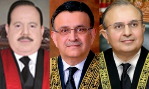 Senior SC judges urge CJP Bandial to call JCP meeting for appointments on vacant seats, avoid 'unwanted rumours' Senior SC judges urge CJP Bandial to call JCP meeting for appointments on vacant seats, avoid 'unwanted rumours'