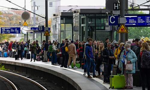 &lsquo;Malicious and targeted&rsquo; sabotage halts rail traffic in Germany