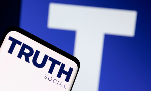Google allows Donald Trump&rsquo;s Truth Social in Play Store