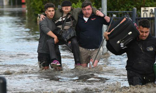 Australia suffers flash floods in southeast, Melbourne suburb evacuated Australia suffers flash floods in southeast, Melbourne suburb evacuated