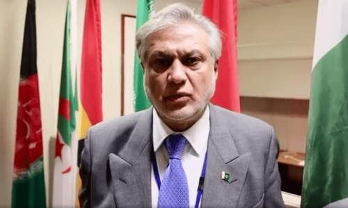 No change in prices of petroleum products: Ishaq Dar No change in prices of petroleum products: Ishaq Dar