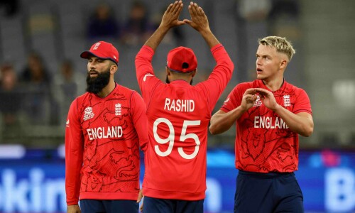 Curran-inspired England beat Afghanistan to launch T20 World Cup bid