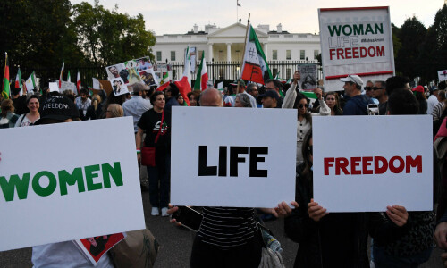 Thousands march in Washington to support protesters in Iran Thousands march in Washington to support protesters in Iran