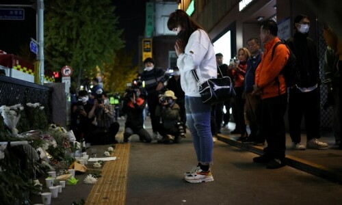 South Korea mourns, wants answers after Halloween crush kills 153 South Korea mourns, wants answers after Halloween crush kills 153
