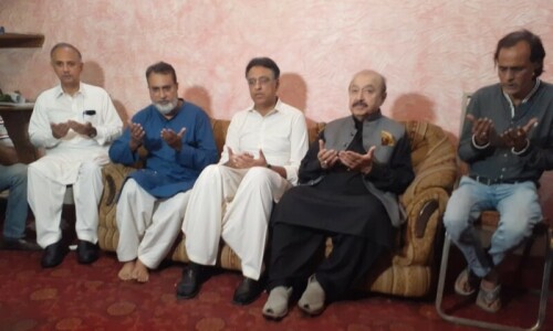 Husband of reporter killed in PTI long march foregoes pursuing legal action Husband of reporter killed in PTI long march foregoes pursuing legal action