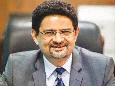 Miftah terms Pakistan ‘a 1pc republic’