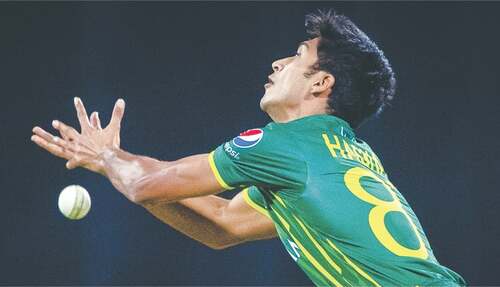 England race to victory over Pakistan in warm-up