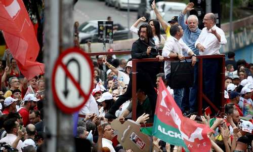 Brazil rivals stage final rallies ahead of cliffhanger vote