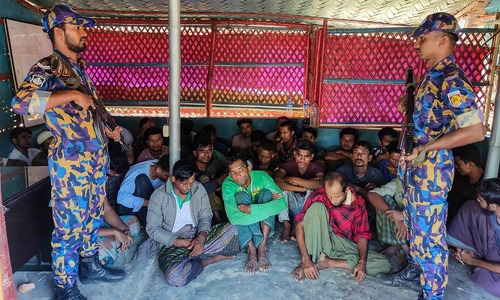 Bangladesh cracks down on Rohingyas after murders