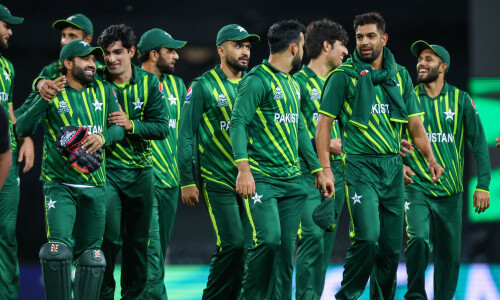 Pakistan keep slim T20 World Cup hopes alive with South Africa win Pakistan keep slim T20 World Cup hopes alive with South Africa win