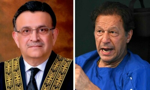 SC warns of suo motu notice if FIR of attack on Imran not registered in 24 hours SC warns of suo motu notice if FIR of attack on Imran not registered in 24 hours