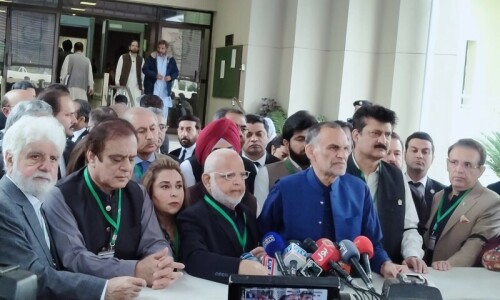 Azam Swati video: CJP Bandial tells PTI senator to &lsquo;stay strong&rsquo;, says SC&rsquo;s human rights cell probing the matter