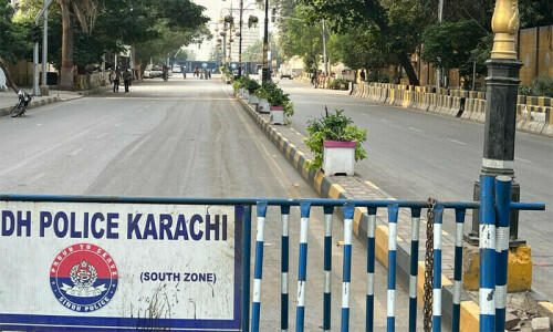 Karachiites suffer due to road closure outside CM House