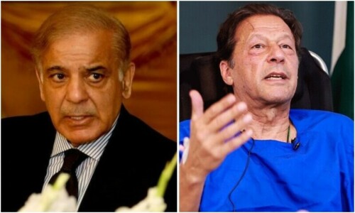 Govt castigates Imran for ‘backtracking’ from foreign conspiracy narrative Govt castigates Imran for ‘backtracking’ from foreign conspiracy narrative