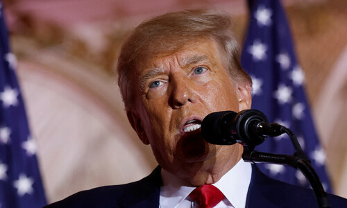 Trump launches 2024 US presidential run, getting jump on rivals Trump launches 2024 US presidential run, getting jump on rivals