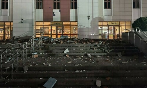 At least 35 hurt after 6.1 magnitude earthquake in Turkiye
