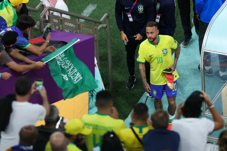 Brazil face anxious wait after Neymar injury scare at FIFA World Cup