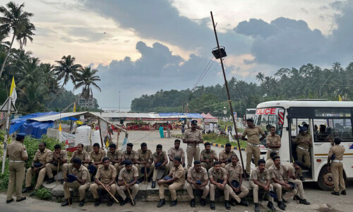More than 80 injured as Indian police clash with Adani port protesters