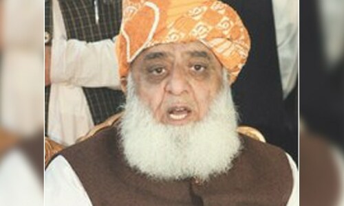 Fazl expresses &lsquo;doubts&rsquo; about attack on Imran
