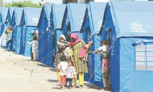 Winter sparks concerns for 4,100 newborn babies in Sindh flood camps