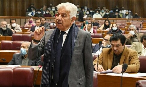 Minister &lsquo;confirms&rsquo; plans to amend army act