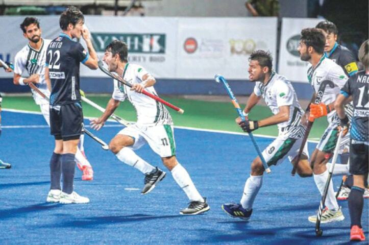 HOCKEY: DELUSIONS OF GRANDEUR