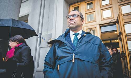 UK foreign minister brings new aid to Kyiv